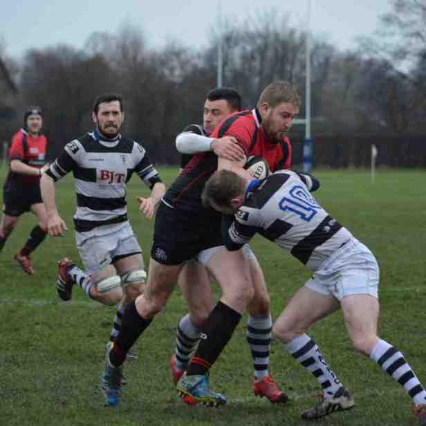 stuart-crampton-defending-for-mv