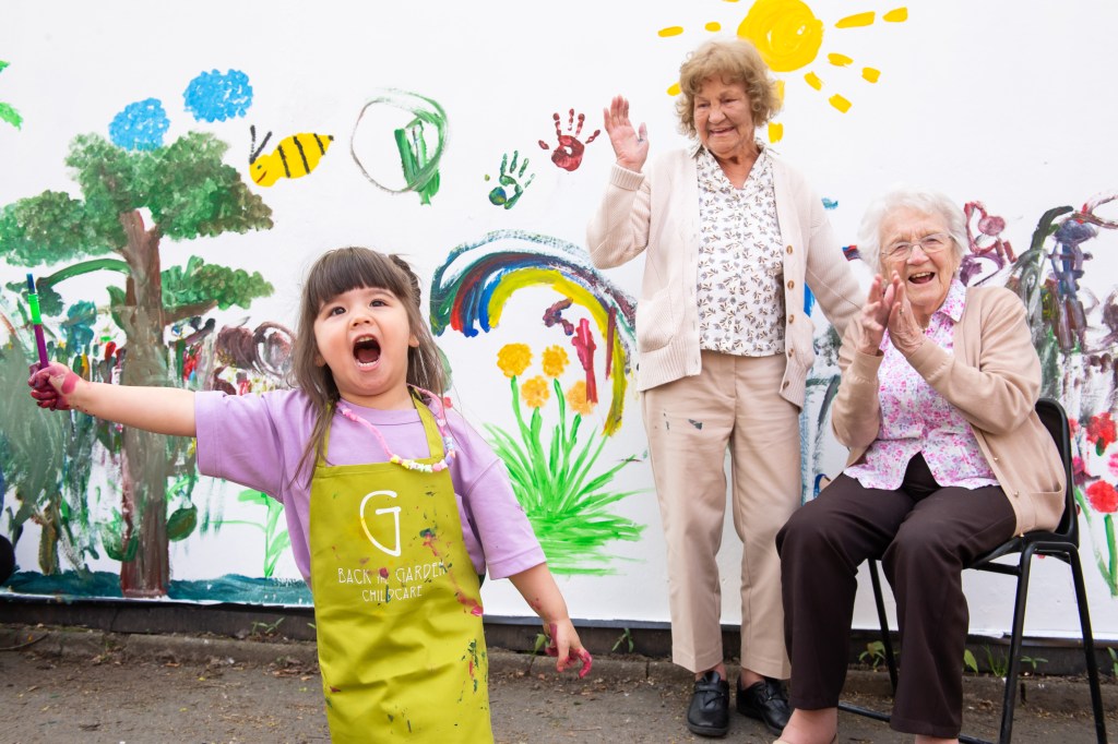olivia-yu-front-with-joyce-hurst-left-back-and-peggy-steib-right-back