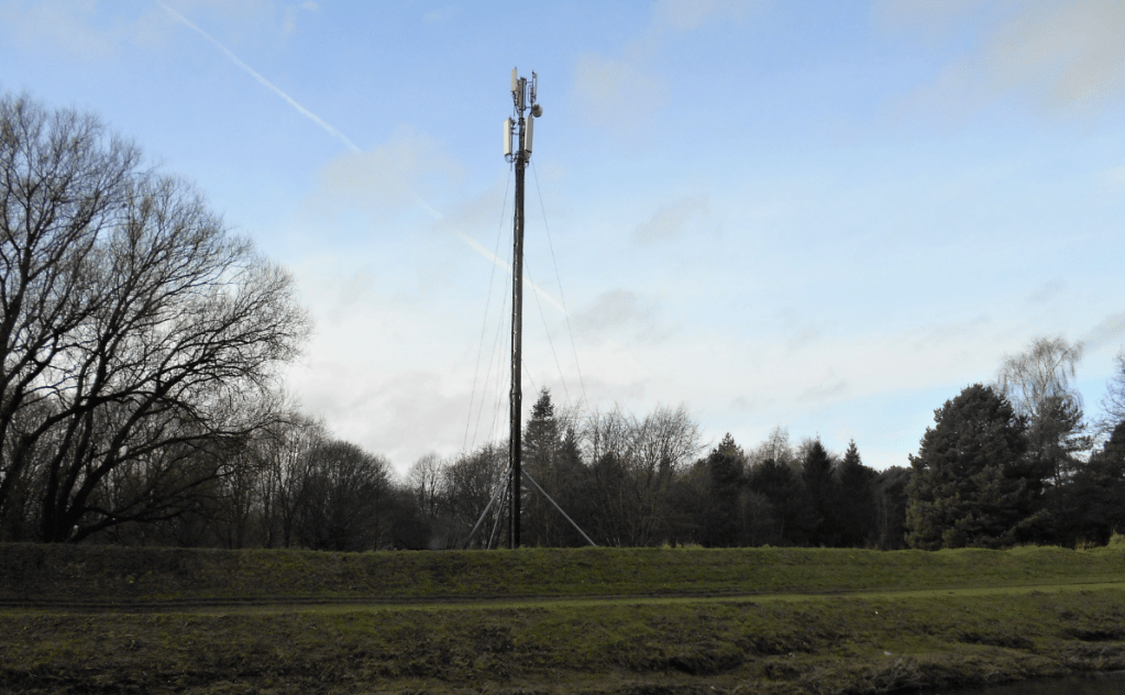 Golf club face £10k fine following prosecution over illegal mobile phone&nbsp;mast