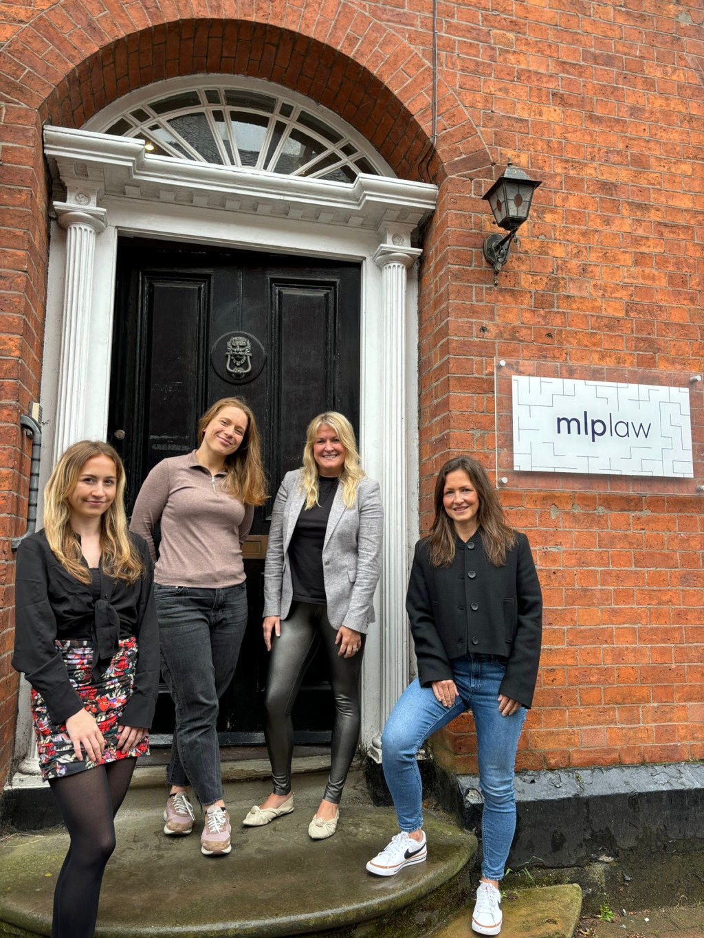 Altrincham-based Philosophy PR links up with award-winning MLP&nbsp;Law