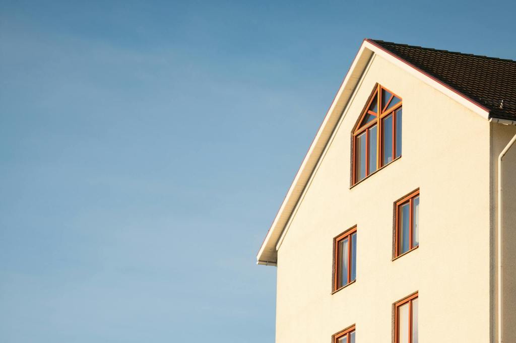 Homebuyers opting for fixer-uppers to help combat the high cost of home&nbsp;ownership