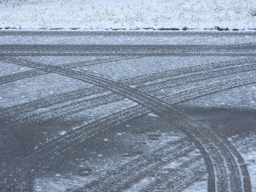 Ice warning: Use caution Many back roads and pavements untreated in&nbsp;Trafford