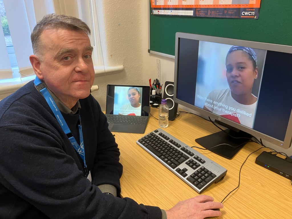 Experts by experience help ‘raise the bar’ on mental health&nbsp;training