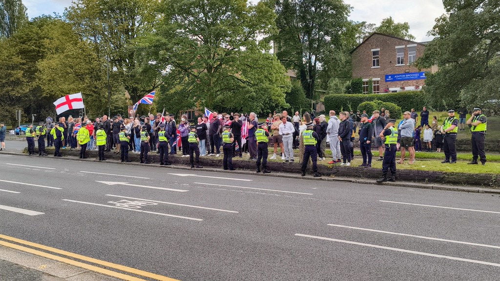 Noisy but no incidents at Migrant Hotel in&nbsp;Altrincham