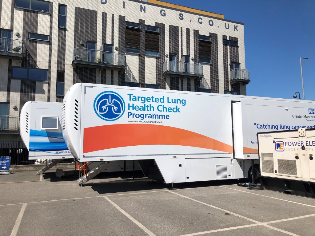 NHS Lung Cancer Screening offered to people in&nbsp;Altrincham