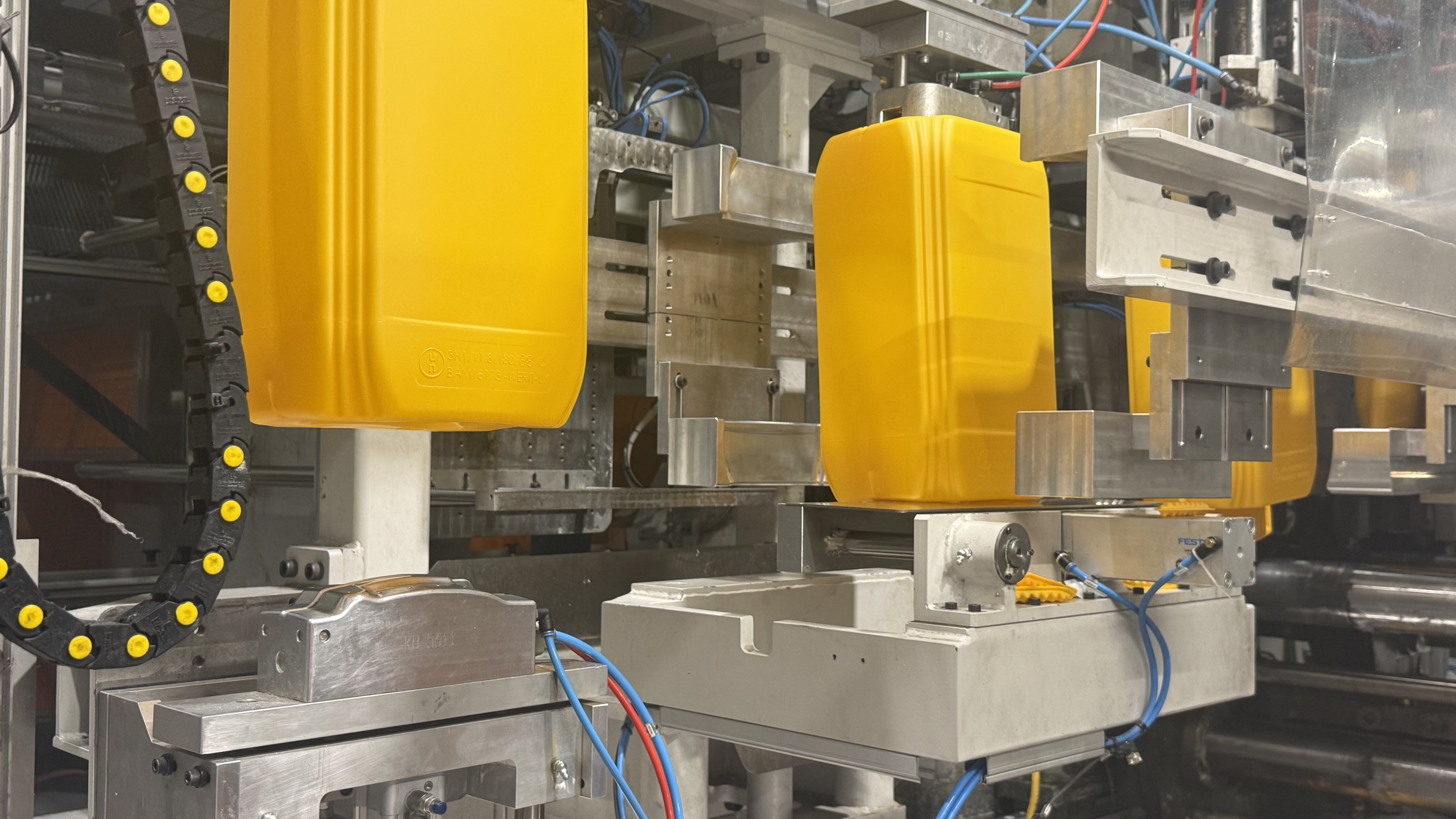 Werit UK cuts material use as packaging tax pressures rise