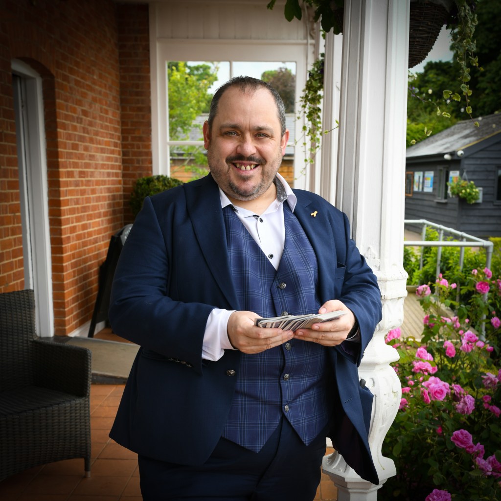Experience IMAGINATION: A Magic & Mind Reading Night in&nbsp;Sale